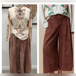 NWOT Fantastic Fawn Brown Wide Leg Pants
